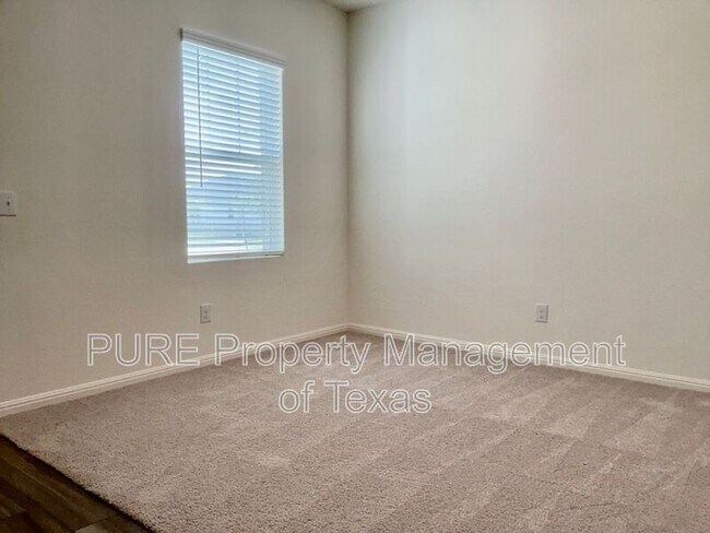 Foto del edificio - 203 Stonebrook Dr