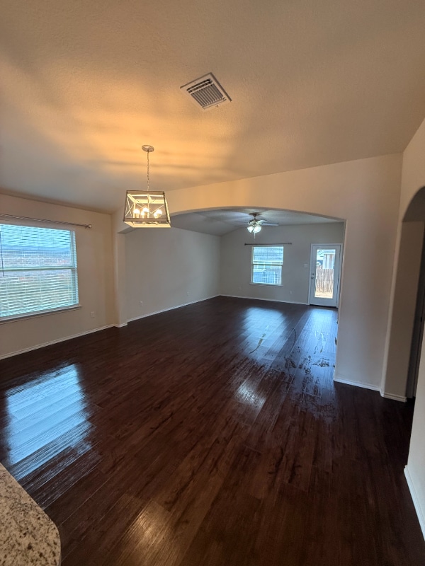 Building Photo - 3217 Beutel Rd