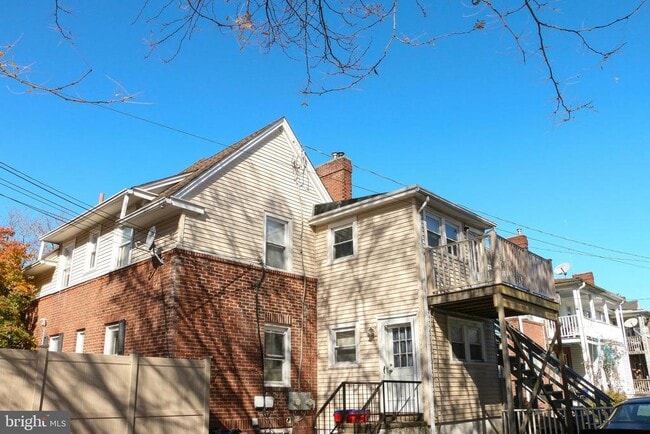 Building Photo - 2002 Trenton Ave