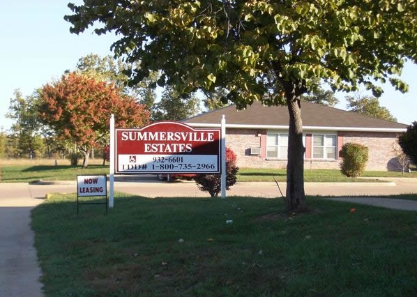 Primary Photo - Summersville Estates