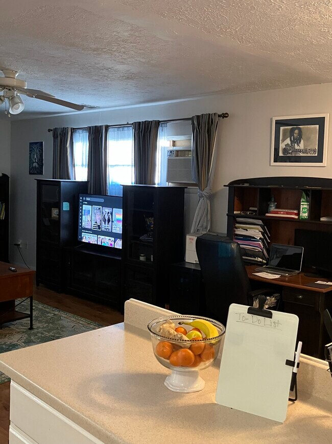 Foto del edificio - 2804 NW 58th St