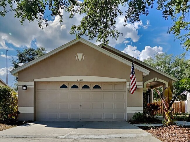 Foto del edificio - 24633 Laurel Ridge Dr