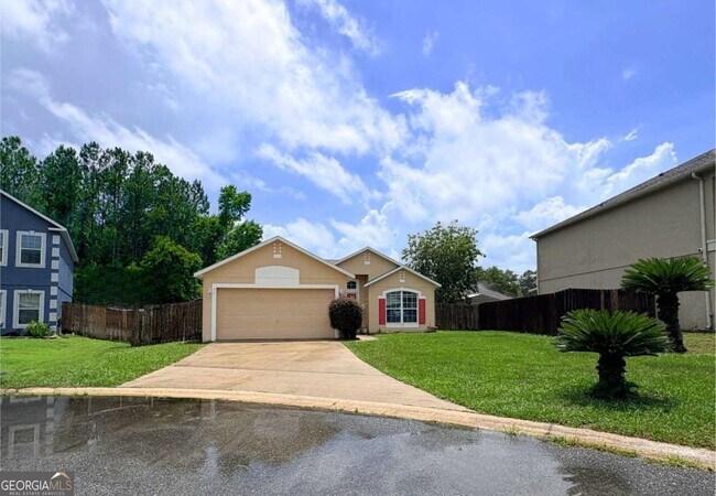 Foto del edificio - 94 Pine Bluff Blvd E