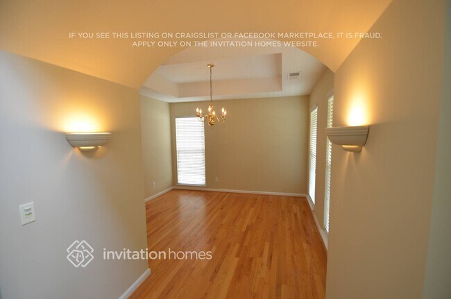 Foto del edificio - 3419 Betterton Ln