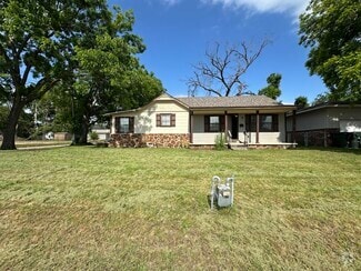 Building Photo - 502 S Normal Ave