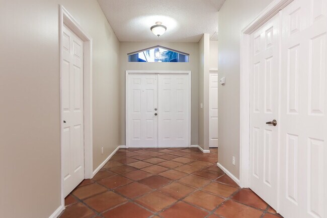 Building Photo - 12292 Sunset Point Ln