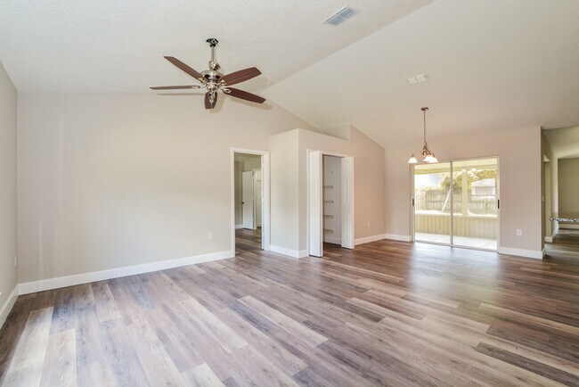 Foto del edificio - 2897 Grayton St