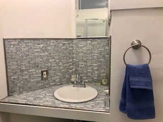 Second Bathroom - 826 S Mansfield Ave