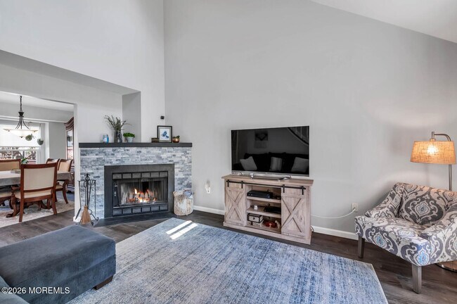 Foto del edificio - 216 Coldspring Ct