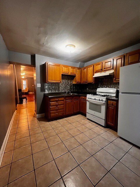 Foto del edificio - 2234 N Pine St