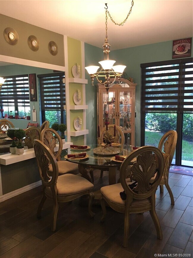 Foto del edificio - 1037 NW 33rd Ct