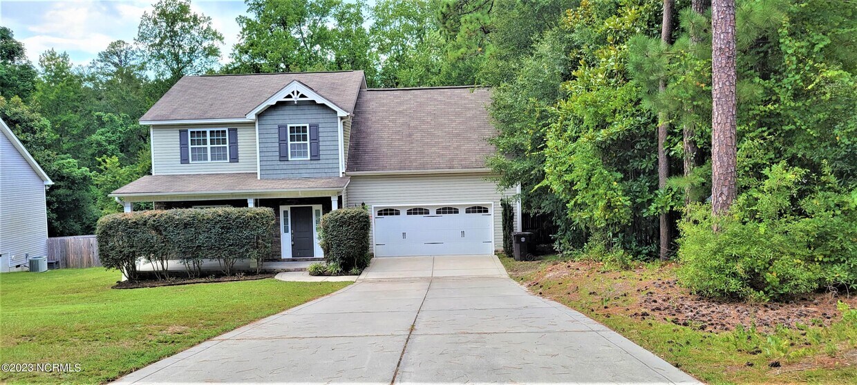Foto principal - 723 N Chapin Rd