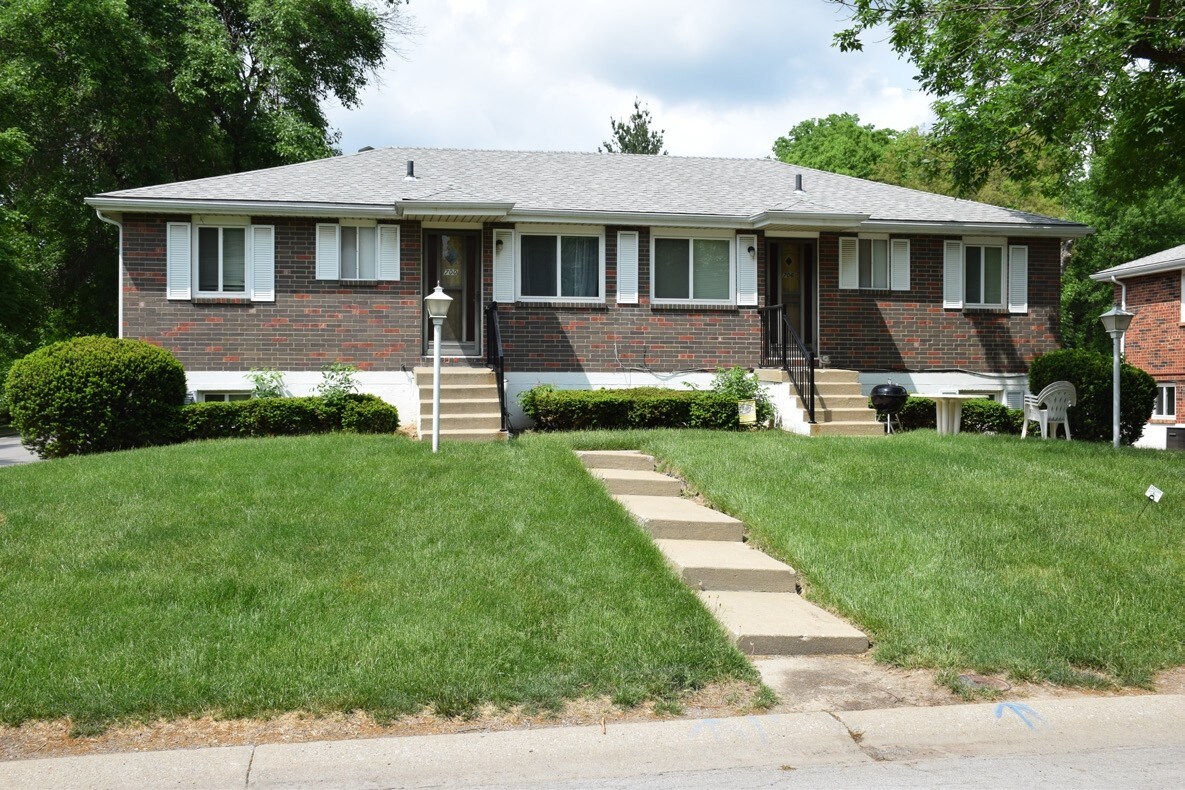 Building Photo - 6802 N Holmes St