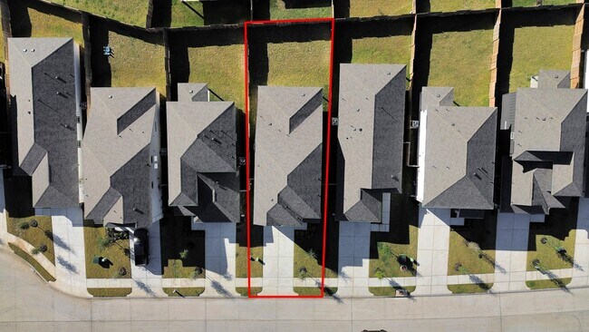 Foto del edificio - 16690 Sterling Clf St