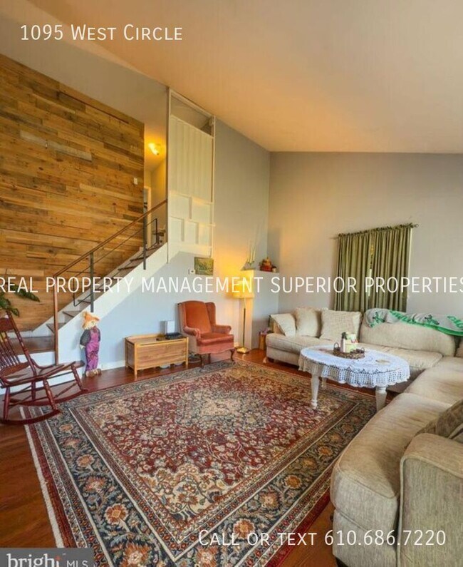 Foto del edificio - 1095 West Cir