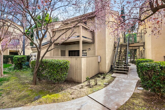 Foto del edificio - 3400 Sullivan Ct