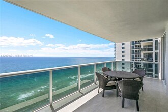 Building Photo - 19111 Collins Ave