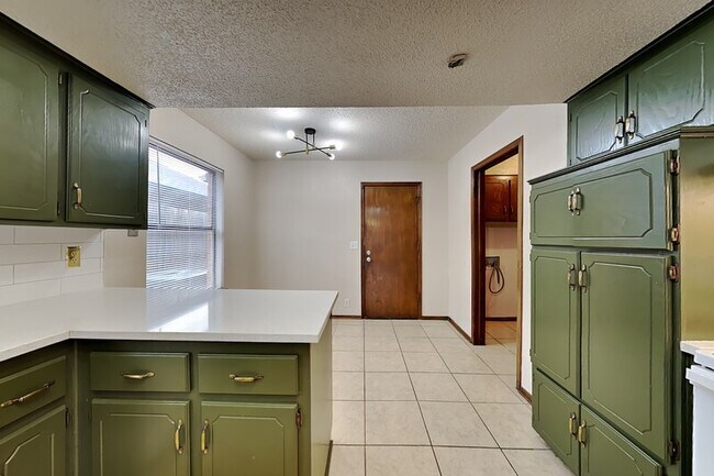 Foto del edificio - 2200 Sandy Creek Trail