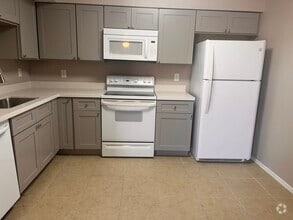 Kitchen - 6213 E Greenway St