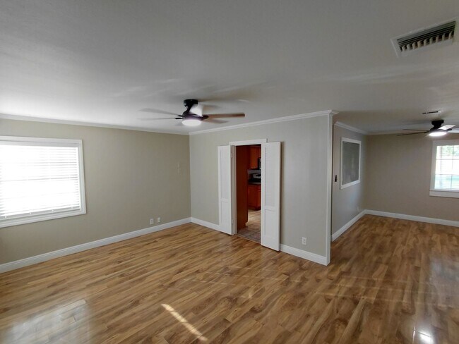 Foto del edificio - 3Bed / 1 Bath Home for Rent – Brawley, CA