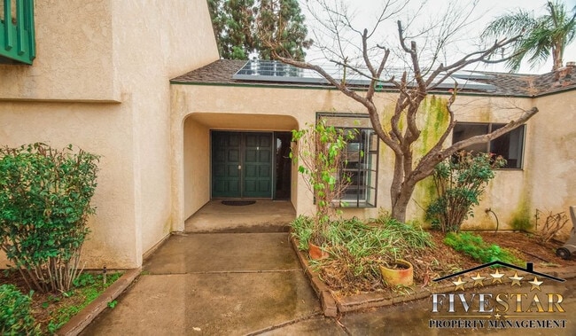 Building Photo - 2446 Hasti Acres Dr
