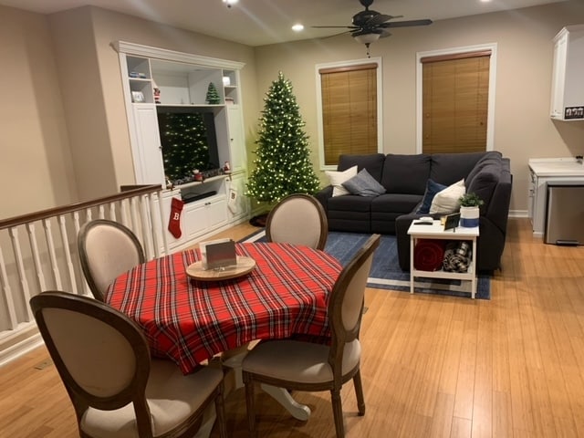 Family Room - 5 Red Leaf Ln