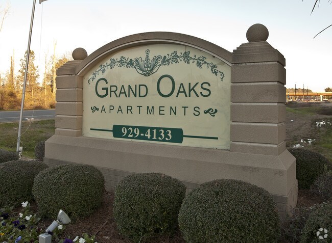 Foto del edificio - Grand Oaks