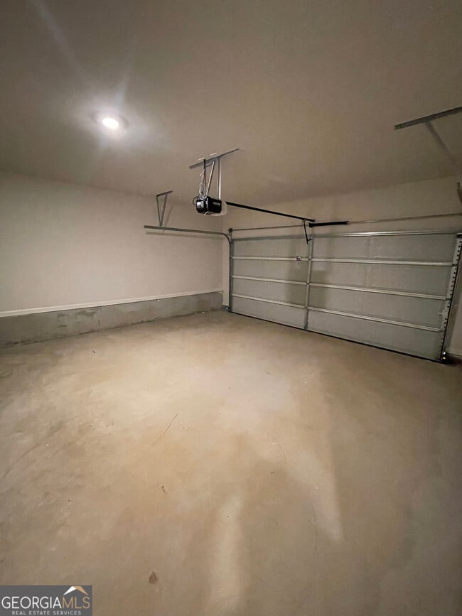 Foto del edificio - 308 Stoneybrook Dr