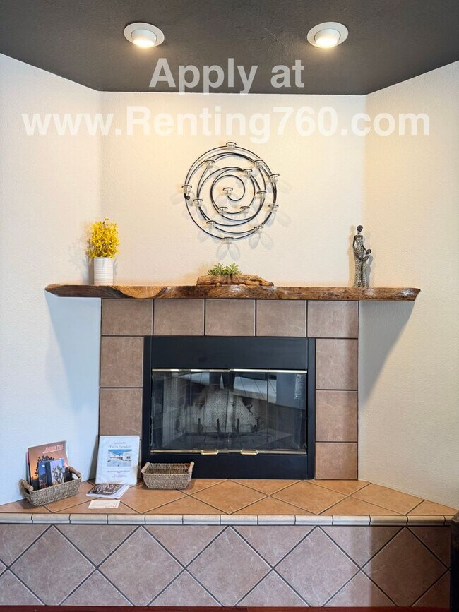Foto del edificio - Incredible City Views In Western Hills Est...
