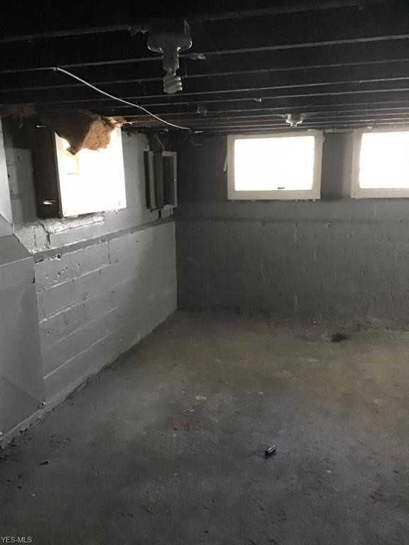 Building Photo - 16301 S Lotus Dr