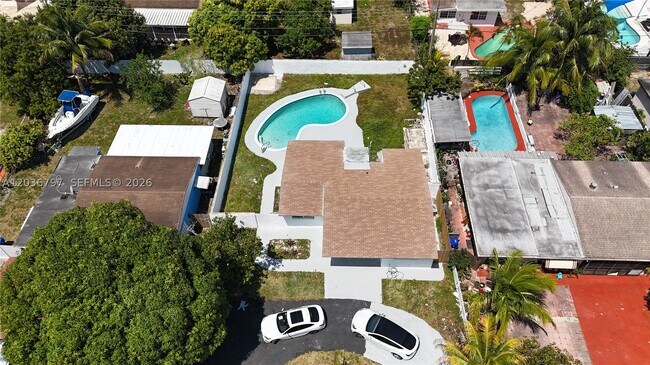 Building Photo - 6515 SW 20th St
