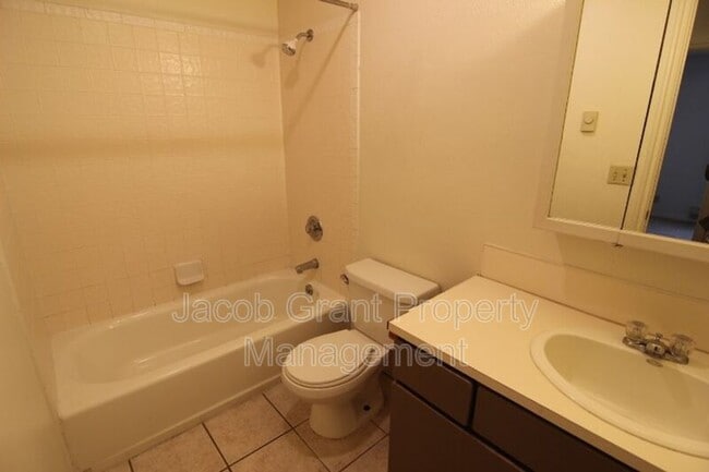 Foto del edificio - 2110 Meppen Dr