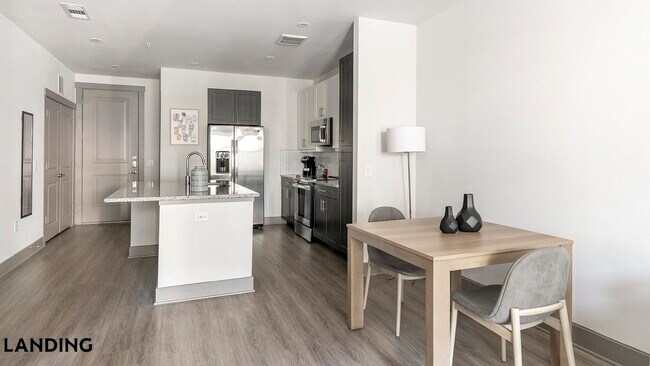 Foto del edificio - 2650 S McDonald St