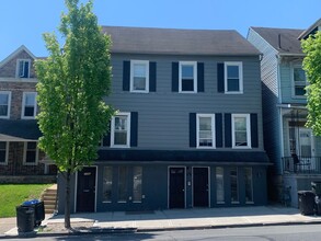 Building Photo - 1048 Northampton St