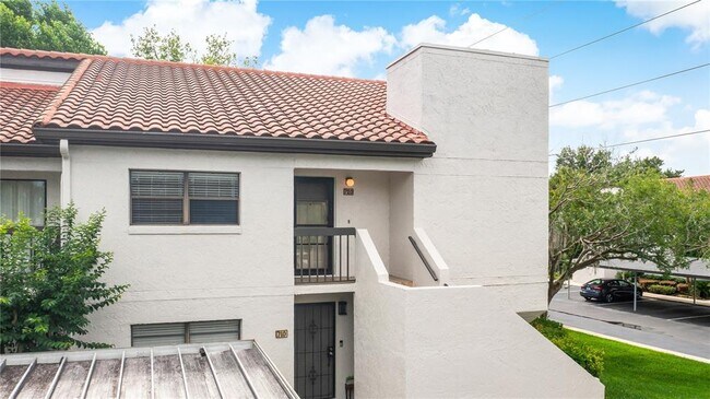 Foto del edificio - 720 Killarney Bay Ct