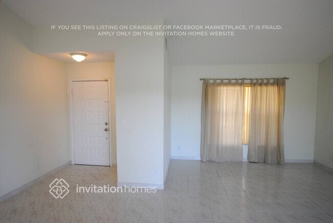 Foto del edificio - 889 NW 97th Ave