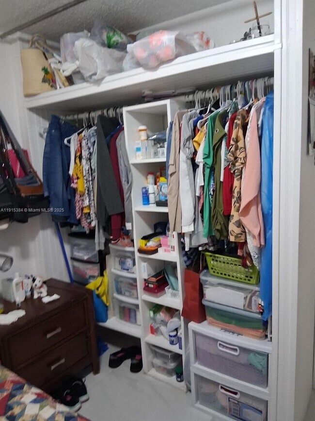 Foto del edificio - 9202 SW 148th Ct