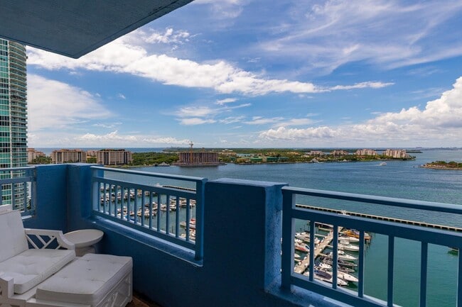 Building Photo - 90 Alton Rd