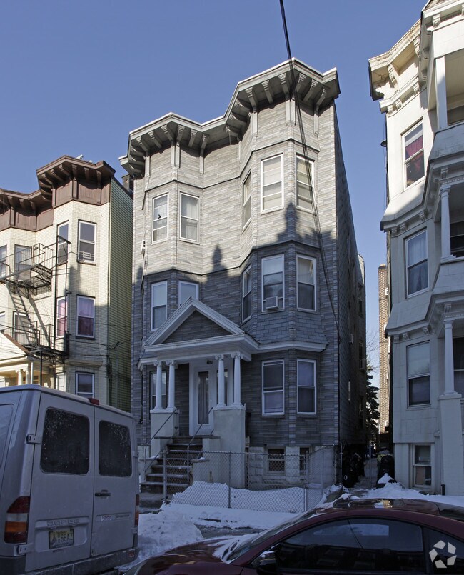 Foto del edificio - 270 Virginia Ave