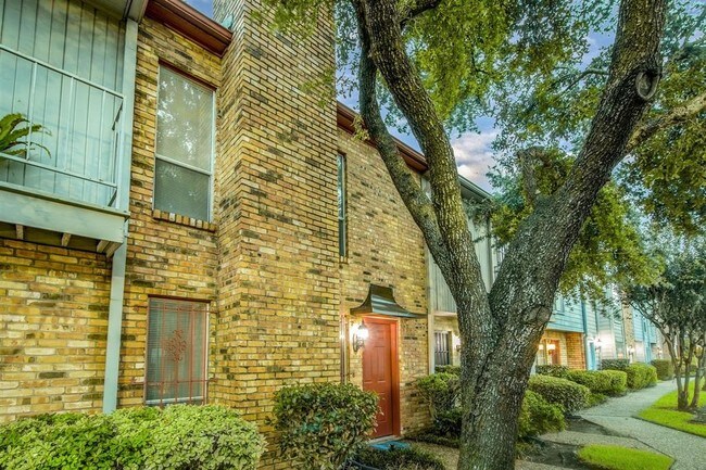 Foto del edificio - 6111 Beverly Hill St