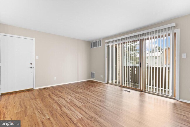 Foto del edificio - 705 Woodhollow Dr