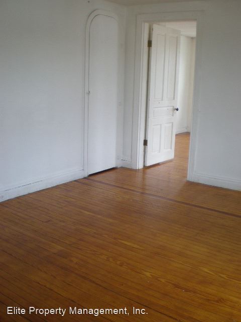 Building Photo - 1 br, 1 bath House - 1164 E. King St., Apt. 3