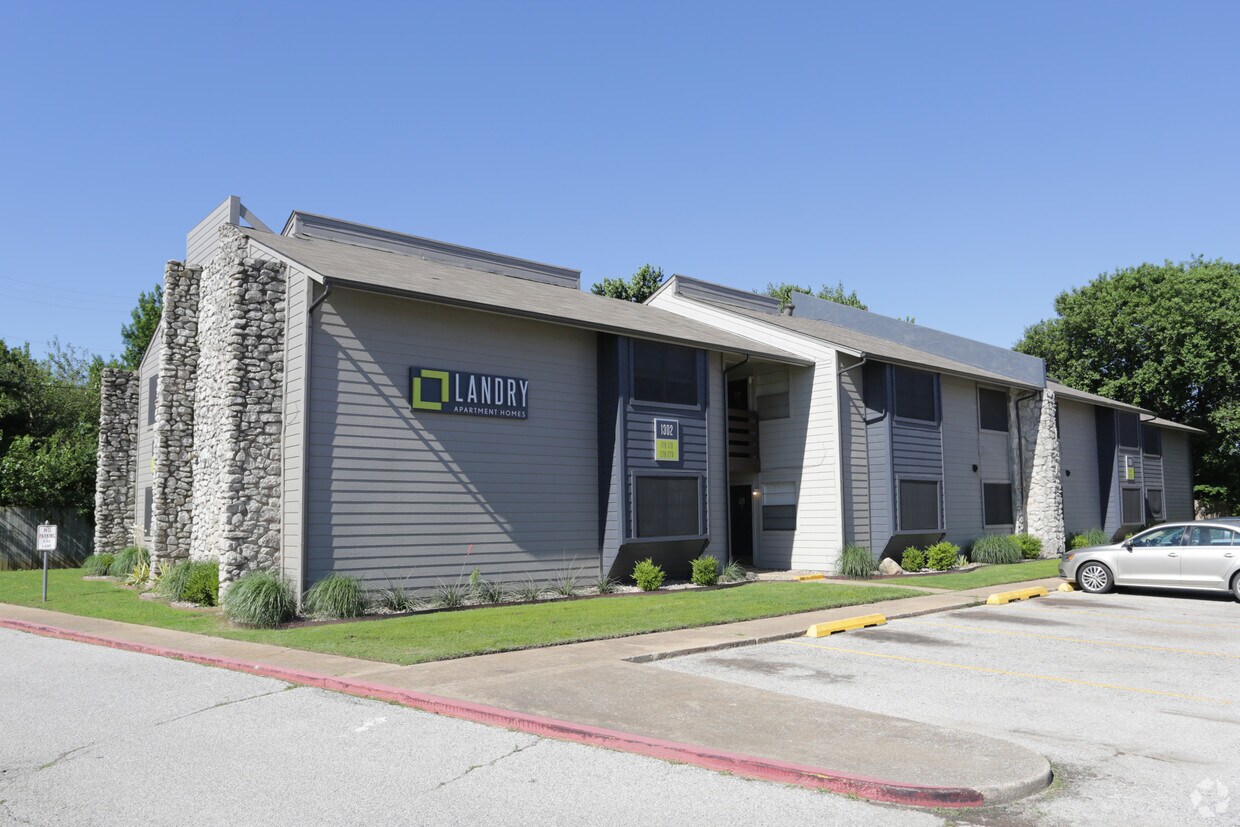 Landry Apartment Apartments in Norman, OK