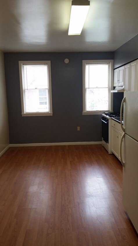 Primary Photo - Super cute 1 bedroom apartment on the Sout...