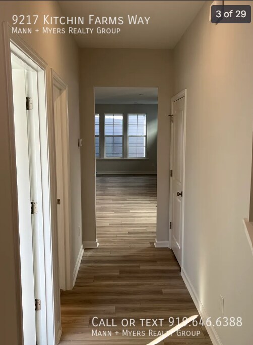 Foto del edificio - 9217 Kitchin Farms Wy