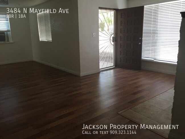 Foto del edificio - 2 bedrooms, 1 bedroom