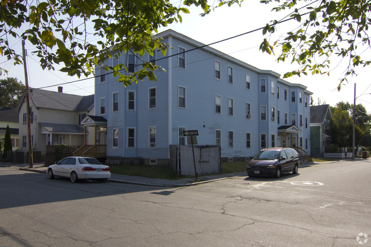 Primary Photo - 83 Lilley Ave