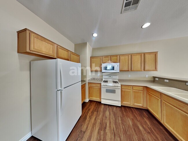 Building Photo - 255 Integrity Ridge Dr