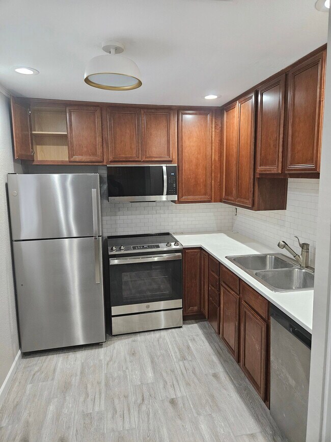 Foto del edificio - 4350 N 82nd St