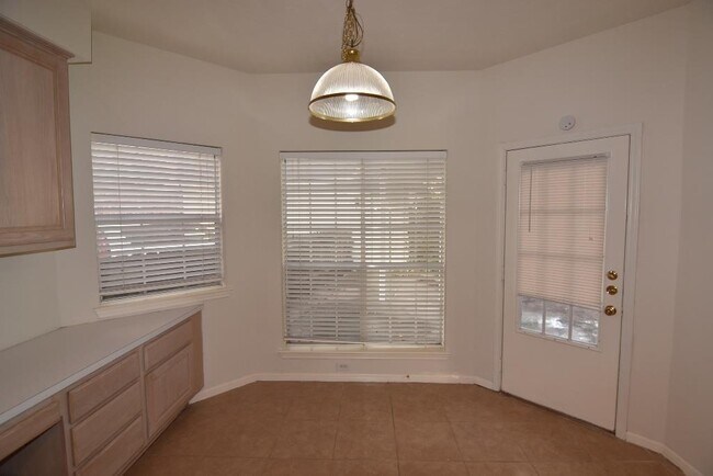 Building Photo - 19202 Cypress Estates Ct
